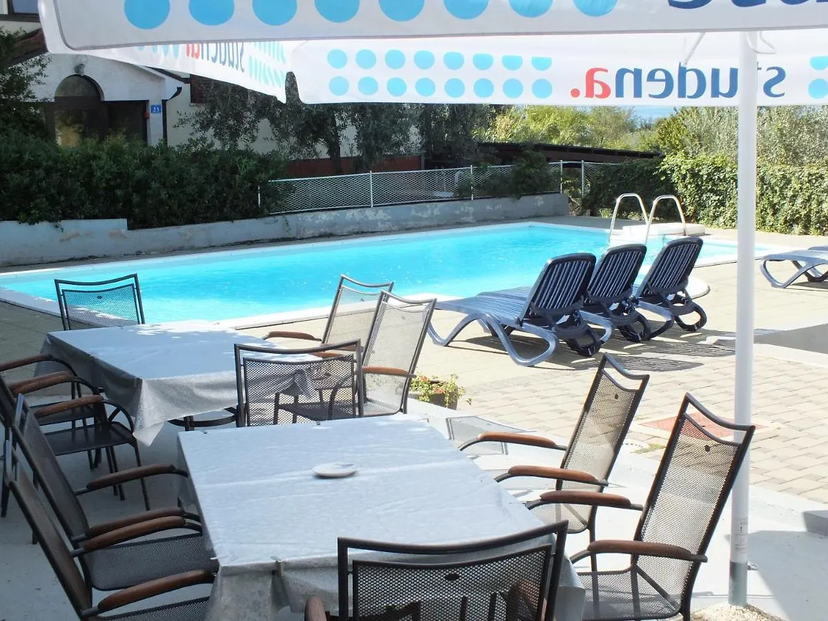 Apartment Lavanda Marino Zambratija